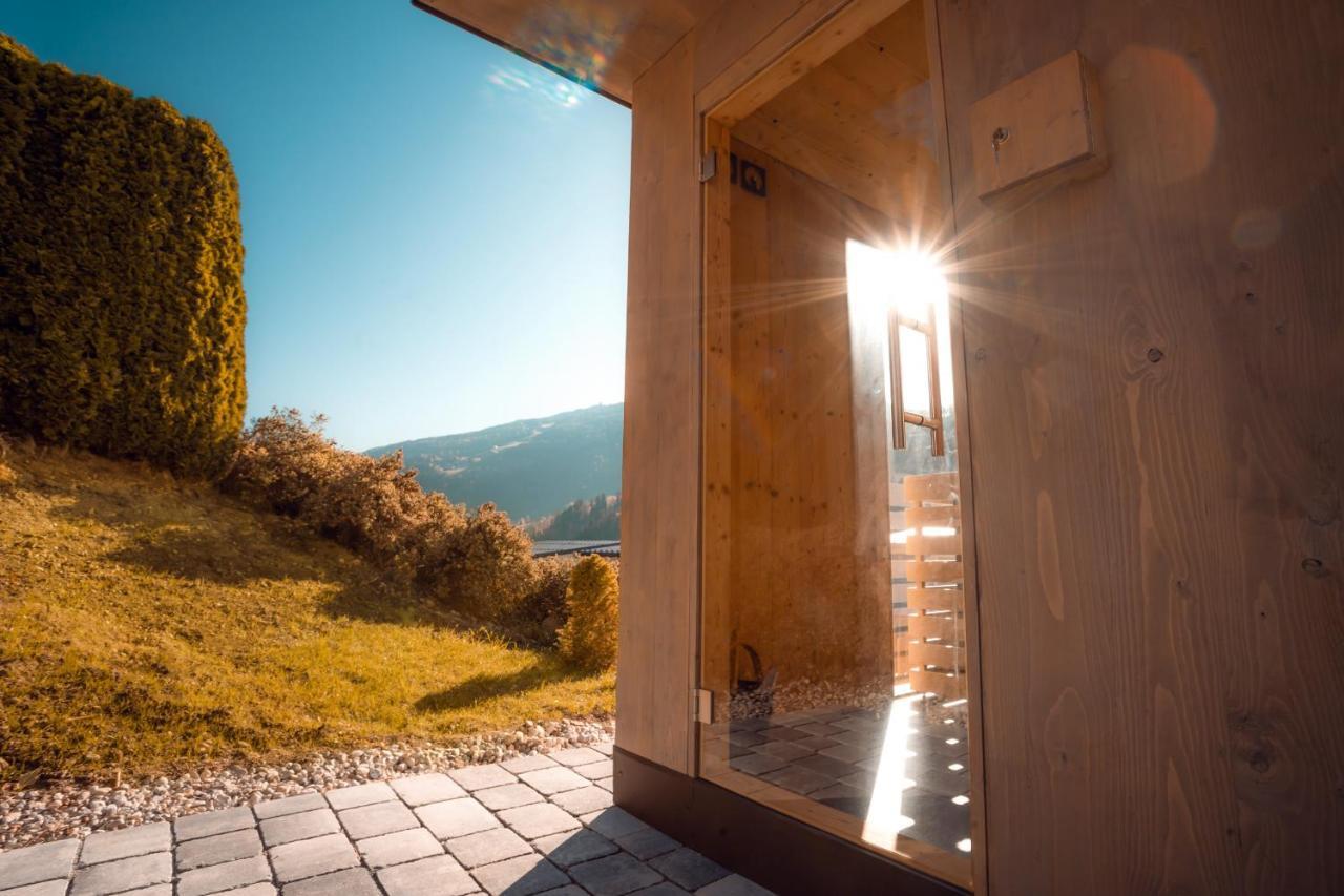 Апартаменты Wohn.Genuss App Traumhaus Шладминг Экстерьер фото